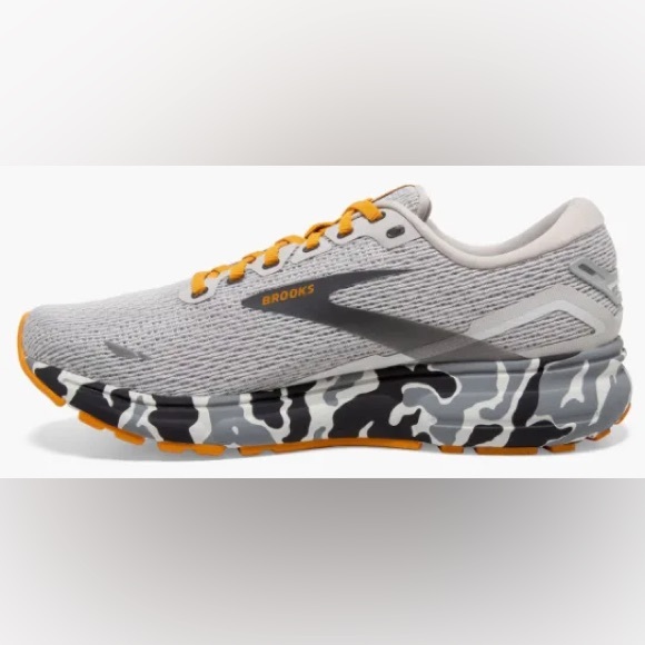 Brooks Ghost 15
Size 14 - Picture 4 of 10